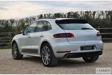 Porsche 3.6T V6 Turbo 3.6 5dr SUV Automatic Petrol