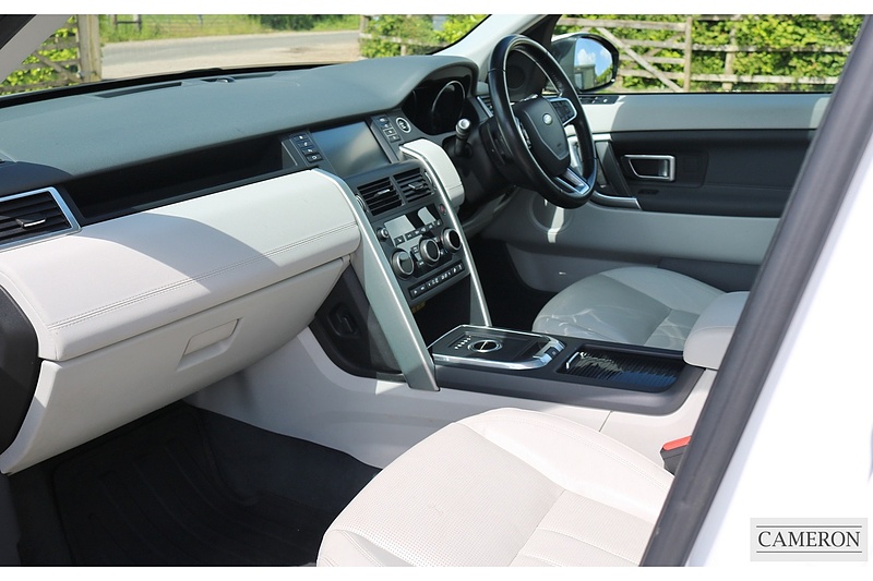 Land Rover 2.0 TD4 HSE SUV 5dr Diesel Auto 4WD Euro 6 (s/s) (180 ps)