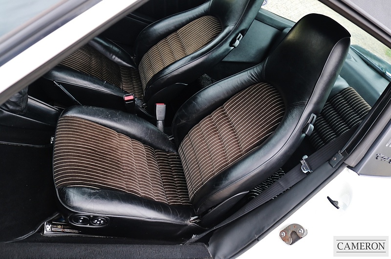 Porsche 3.2 Carrera Super Sport Targa 3.2 2dr Coupe Manual Petrol