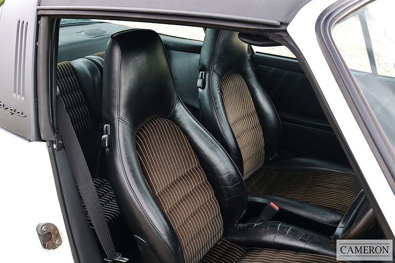 Porsche 3.2 Carrera Super Sport Targa 3.2 2dr Coupe Manual Petrol