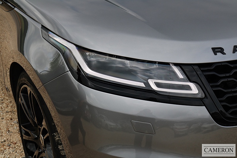 Land Rover 3.0 D300 R-Dynamic HSE SUV 5dr Diesel Auto 4WD Euro 6 (s/s) (300 ps)