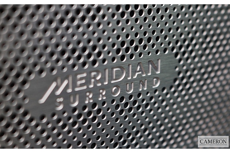 Land Rover 3.0 D300 R-Dynamic HSE SUV 5dr Diesel Auto 4WD Euro 6 (s/s) (300 ps)