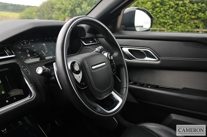 Land Rover 3.0 D300 R-Dynamic HSE SUV 5dr Diesel Auto 4WD Euro 6 (s/s) (300 ps)