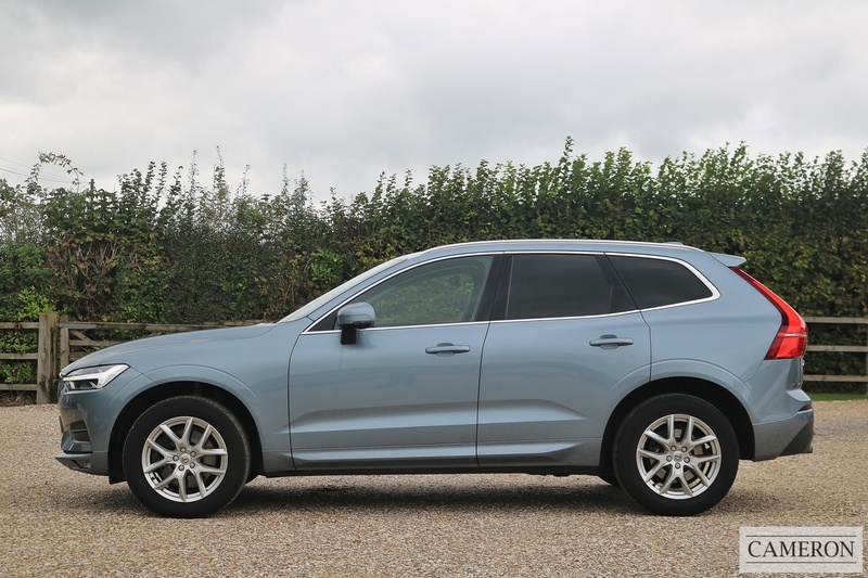 Volvo 2.0 D4 Momentum Pro SUV 5dr Diesel Auto AWD Euro 6 (s/s) (190 ps)