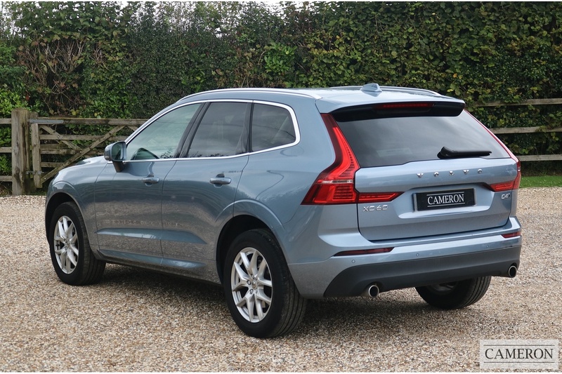 Volvo 2.0 D4 Momentum Pro SUV 5dr Diesel Auto AWD Euro 6 (s/s) (190 ps)