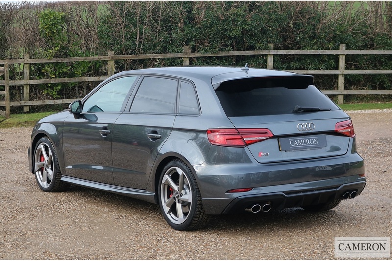 Audi 2.0 TFSI Black Edition Sportback 5dr Petrol S Tronic quattro Euro 6 (s/s) (310 ps)