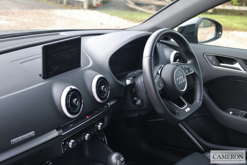 Audi 2.0 TFSI Black Edition Sportback 5dr Petrol S Tronic quattro Euro 6 (s/s) (310 ps)