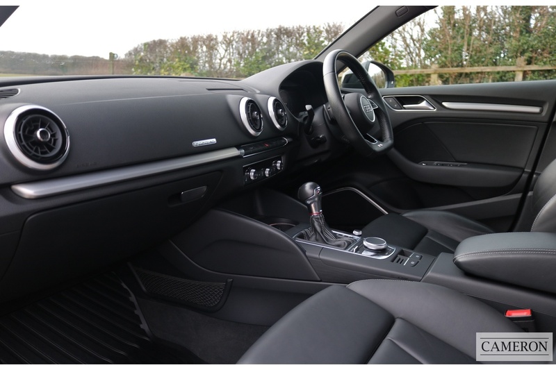 Audi 2.0 TFSI Black Edition Sportback 5dr Petrol S Tronic quattro Euro 6 (s/s) (310 ps)