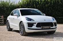 Porsche 2.9T V6 Turbo 2.9 5dr SUV Automatic Petrol