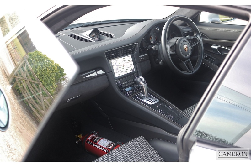 Porsche 991 GT3 Gen 2 PDK Clubsport 4.0 2dr Coupe