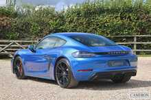 Porsche GTS Coupe 2.5 Automatic Petrol