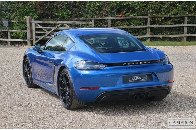 Porsche GTS Coupe 2.5 Automatic Petrol