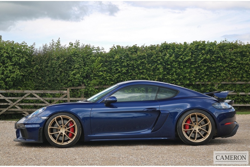 GT4 4.0 Manual 4.0 2dr Coupe Manual Petrol