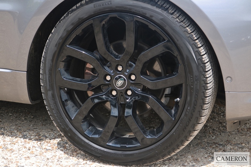 Land Rover 3.0 SD V6 Autobiography Dynamic SUV 5dr Diesel Auto 4WD Euro 6 (s/s) (306 ps)