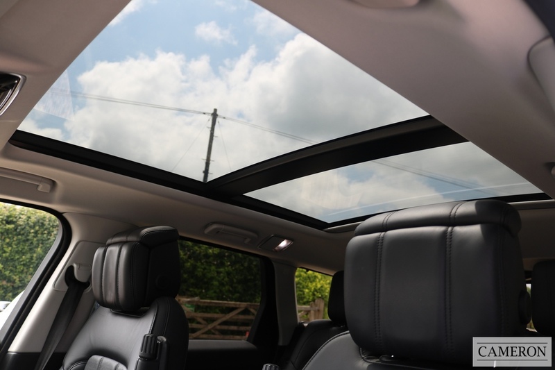 Land Rover 3.0 SD V6 Autobiography Dynamic SUV 5dr Diesel Auto 4WD Euro 6 (s/s) (306 ps)