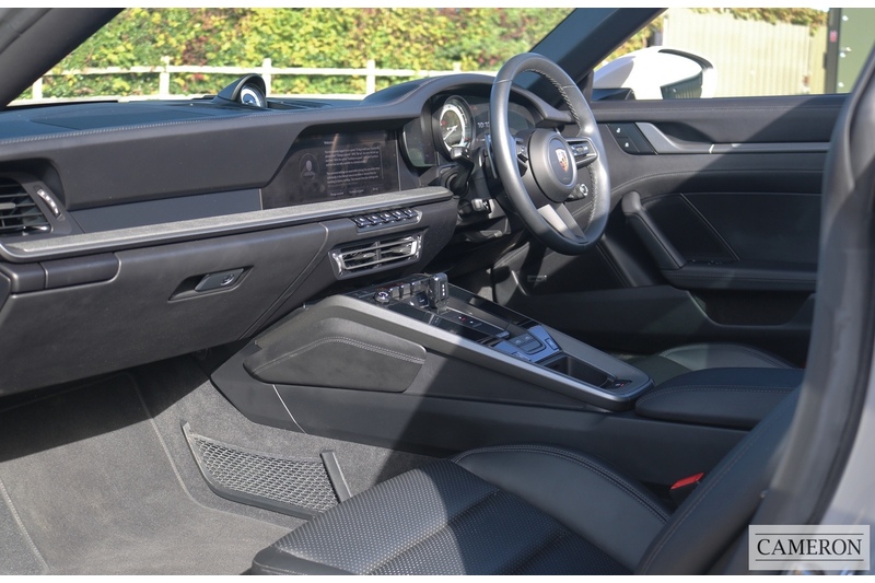 Porsche Porsche 911 992 Targa 4 PDK Convertible 3.0 Automatic Petrol