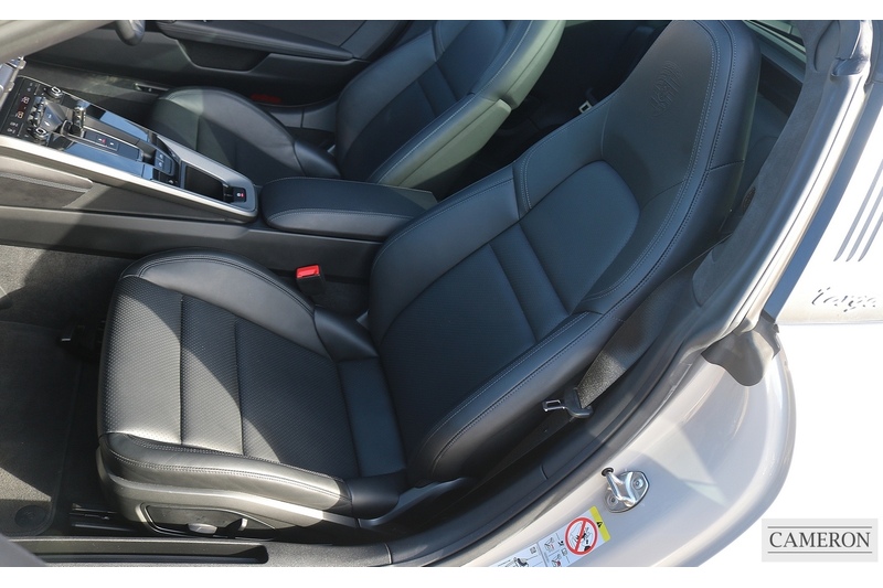 Porsche Porsche 911 992 Targa 4 PDK Convertible 3.0 Automatic Petrol