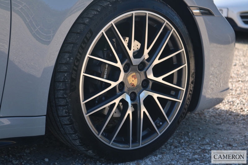 Porsche Porsche 911 992 Targa 4 PDK Convertible 3.0 Automatic Petrol