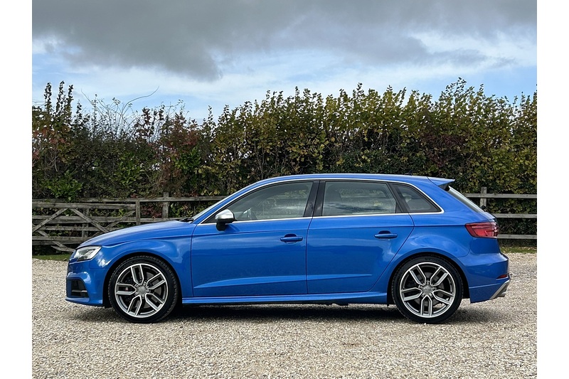 Audi TFSI S Tronic Quattro Sportback 2.0 5dr Hatchback Automatic Petrol