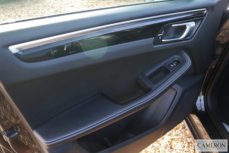 Porsche 2.9T V6 S PDK 2.9 5dr SUV Automatic Petrol