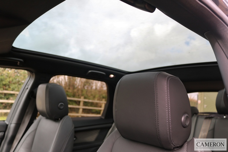 Land Rover 1.5 P300e 12.2kWh Dynamic HSE SUV 5dr Petrol Plug-in Hybrid Auto 4WD Euro 6 (s/s) (309 ps)