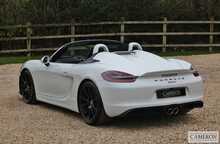 Porsche 981 Spyder 3.8 Manual Convertible Petrol