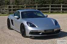 Porsche GTS 4.0 Manual 4.0 2dr Coupe Manual Petrol