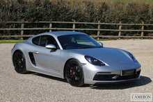 Porsche GTS 4.0 Manual 4.0 2dr Coupe Manual Petrol