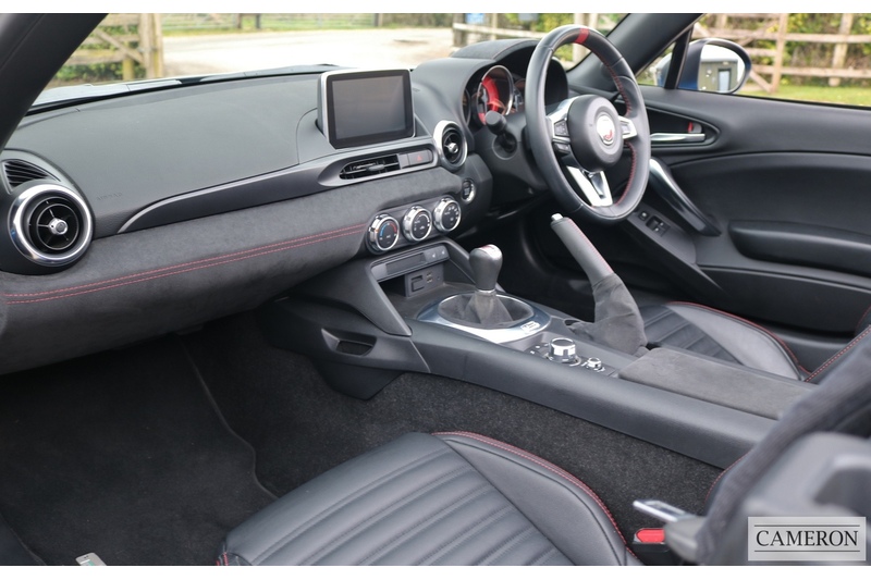 Abarth 1.4 MultiAir Convertible 2dr Petrol Manual Euro 6 (170 ps)