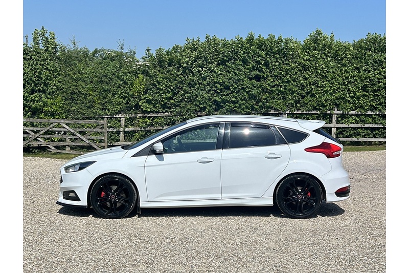 Ford 2.0T EcoBoost ST-2 Hatchback 5dr Petrol Manual Euro 6 (s/s) (250 ps)