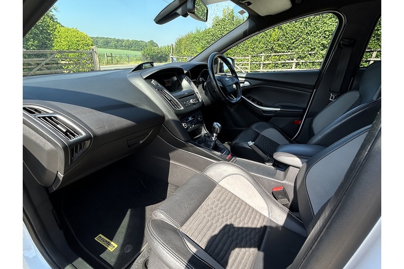 Ford 2.0T EcoBoost ST-2 Hatchback 5dr Petrol Manual Euro 6 (s/s) (250 ps)