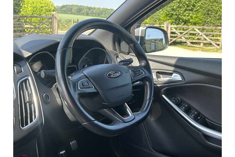 Ford 2.0T EcoBoost ST-2 Hatchback 5dr Petrol Manual Euro 6 (s/s) (250 ps)