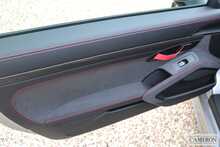 Porsche GT4 4.0 Manual Coupe