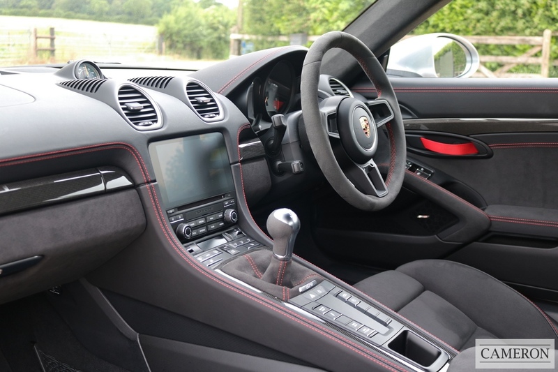 Porsche GT4 4.0 Manual Coupe