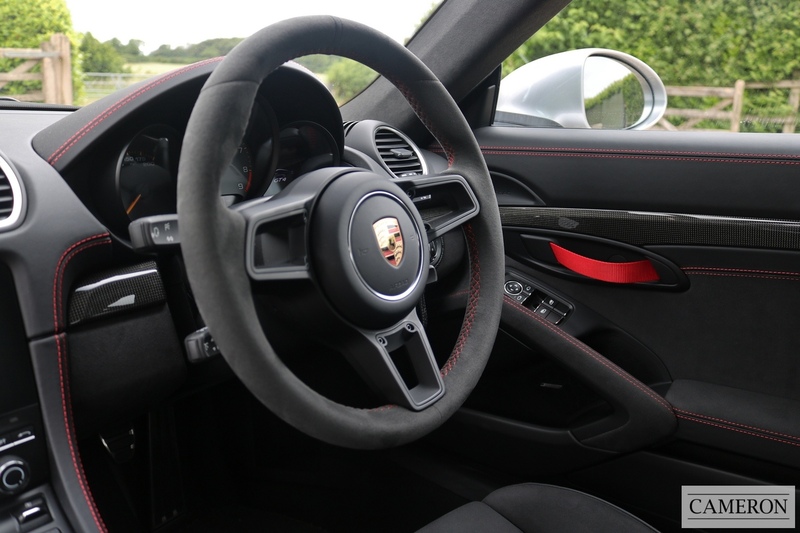 Porsche GT4 4.0 Manual Coupe