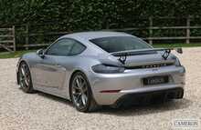 Porsche GT4 4.0 Manual Coupe