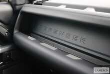 Land Rover 3.0 D250 MHEV X-Dynamic HSE SUV 5dr Diesel Auto 4WD Euro 6 (s/s) (250 ps)