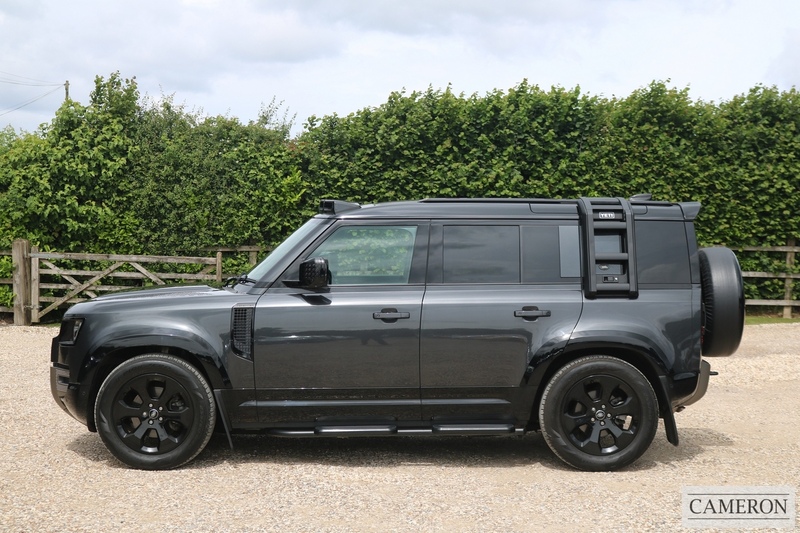 Land Rover 3.0 D250 MHEV X-Dynamic HSE SUV 5dr Diesel Auto 4WD Euro 6 (s/s) (250 ps)