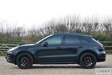 Porsche 3.0T V6 GTS PDK 3.0 5dr Estate Semi Auto Petrol