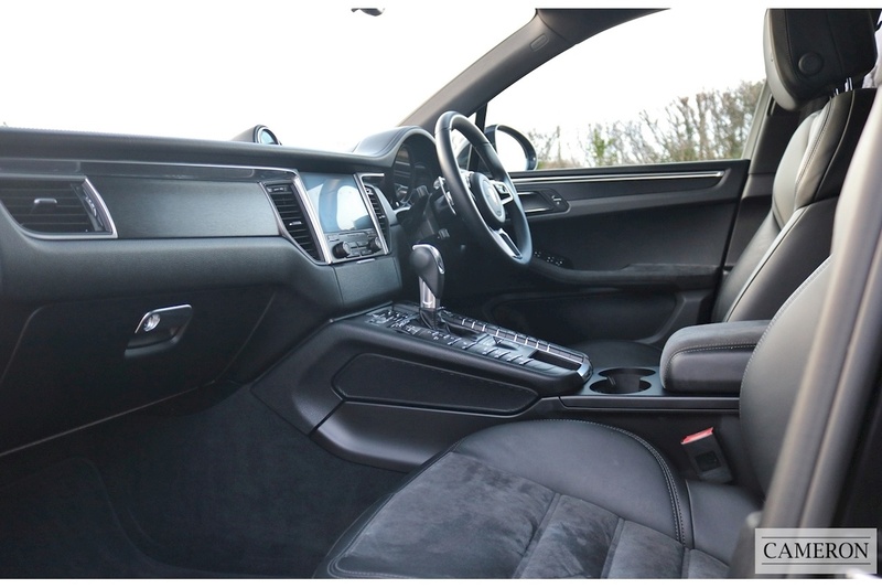 Porsche 3.0T V6 GTS PDK 3.0 5dr Estate Semi Auto Petrol