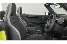 MINI 2.0 Cooper S Sport Convertible 2dr Petrol Steptronic Euro 6 (s/s) (178 ps)