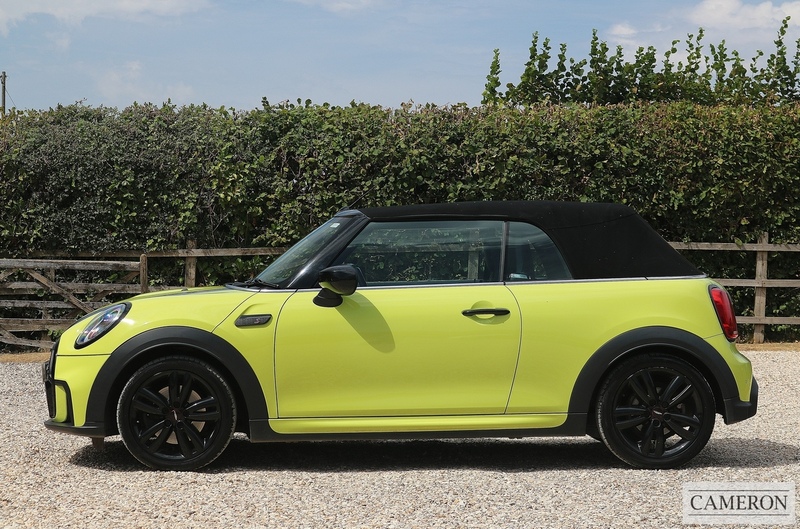 MINI 2.0 Cooper S Sport Convertible 2dr Petrol Steptronic Euro 6 (s/s) (178 ps)