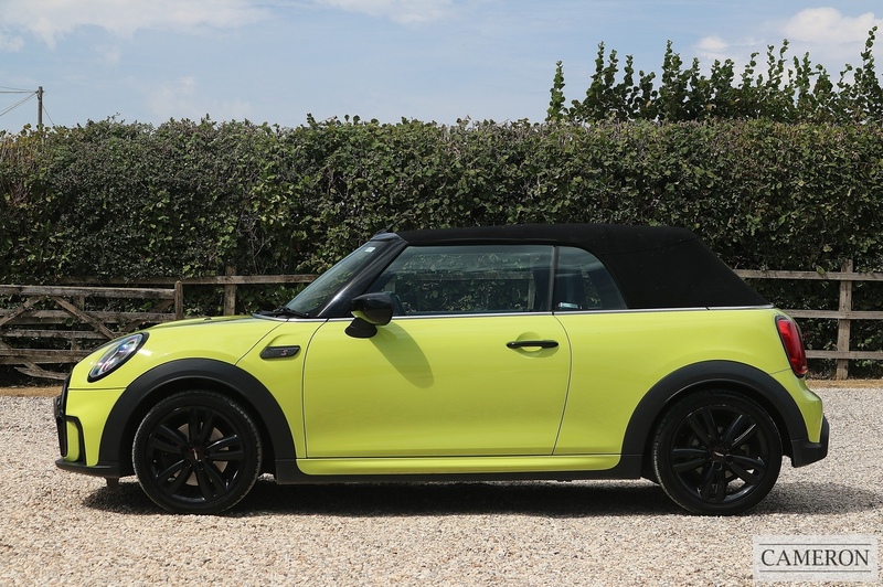 MINI 2.0 Cooper S Sport Convertible 2dr Petrol Steptronic Euro 6 (s/s) (178 ps)