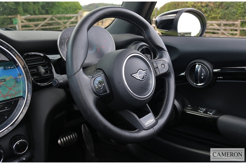 MINI 2.0 Cooper S Sport Convertible 2dr Petrol Steptronic Euro 6 (s/s) (178 ps)
