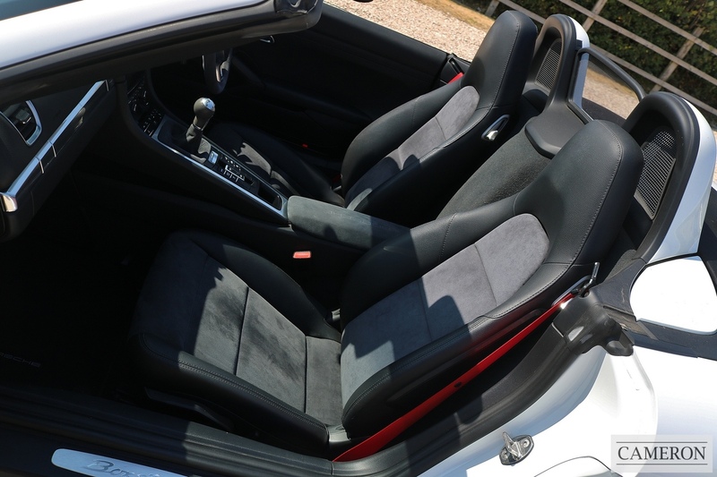 Porsche 981 2.7 Manual 2.7 2dr Convertible Manual Petrol