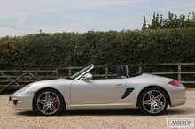 Porsche Porsche Boxster 987 3.4 S Manual Convertible 3.4 Manual Petrol