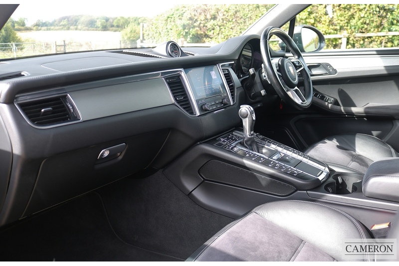 Porsche 3.0T V6 GTS PDK 3.0 SUV Automatic Petrol