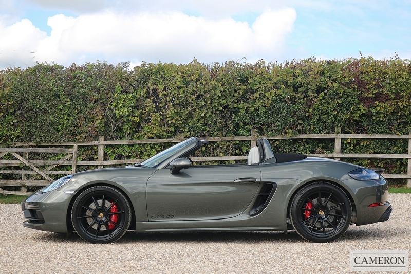 GTS 4.0 PDK 4.0 2dr Convertible Automatic Petrol