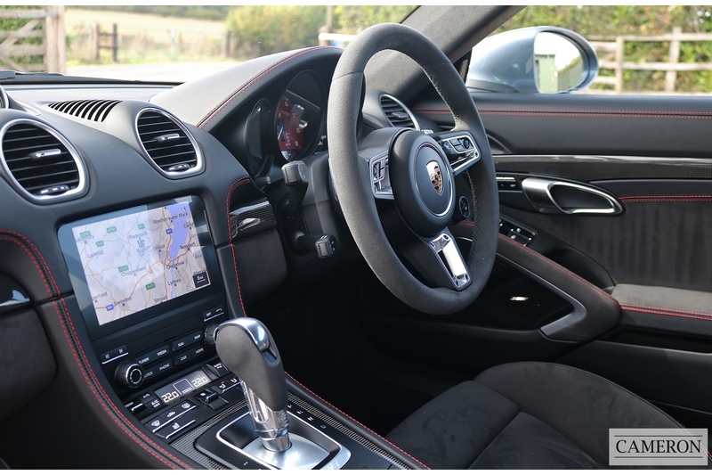 Porsche 4.0 GTS Coupe 2dr Petrol PDK Euro 6 (s/s) (400 ps)