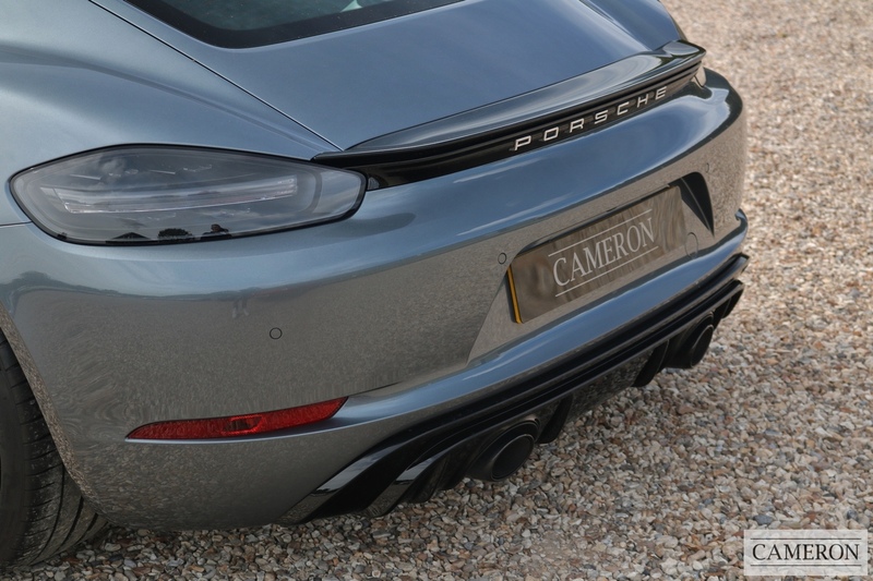 Porsche 4.0 GTS Coupe 2dr Petrol PDK Euro 6 (s/s) (400 ps)